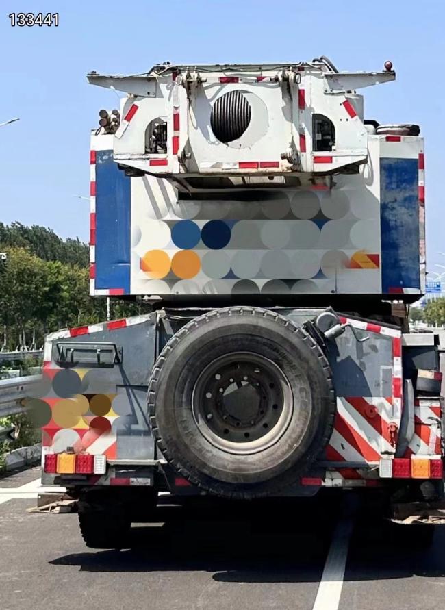 2012 Zoomlion 220t Truck Crane Used All Terrain Crane Construction Machine