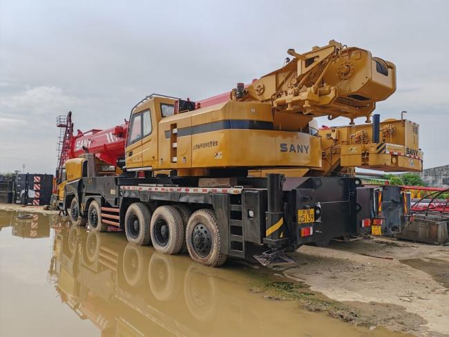 All-Terrain 125ton Mobile Crane Construction Machinery Used Truck Crane Lifting Equipment Heavy Equipment