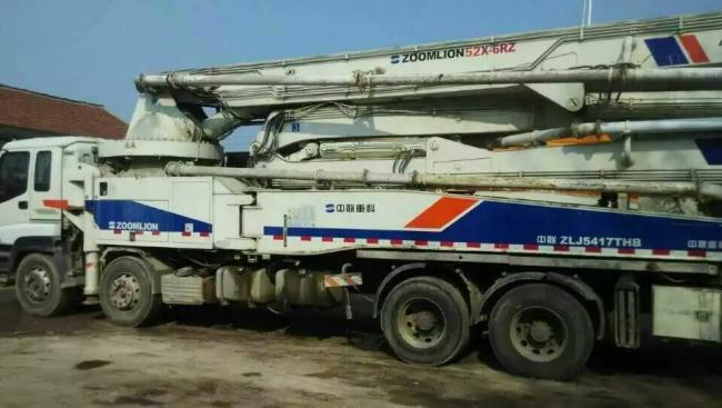 2013 Zoomlion 52m Used Concrete Pump Truck Concrete Boom Pump