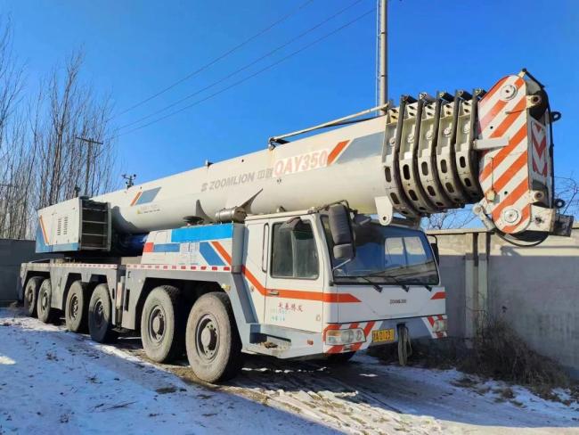 Heavy Equipment Mobile Crane 220ton Zoomlion Hoist Crane Used Truck Crane Lifting Equipment