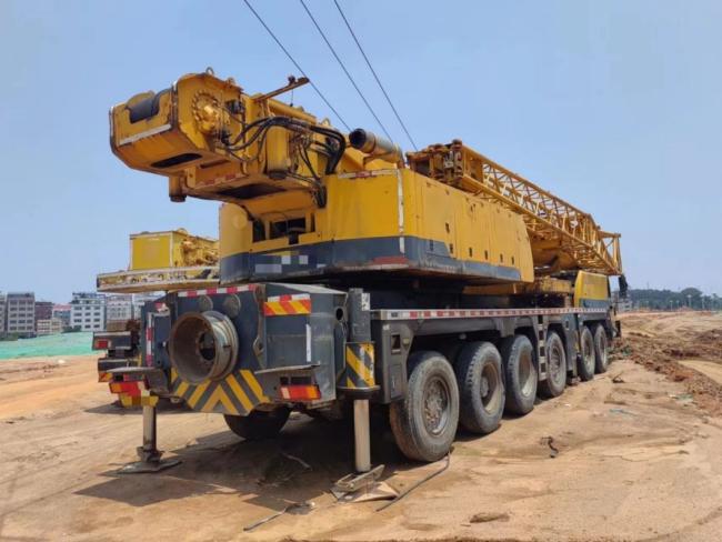 Good Lifting Capacity 2013 Xg 110t Mobile Crane Truck Crane Used Crane Hydraulic Crane for Sale