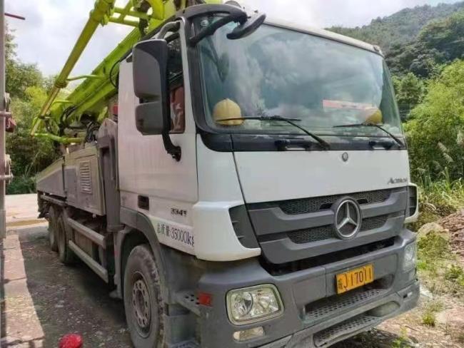 2019 Zoomlion 49m Truck Pump on Benz