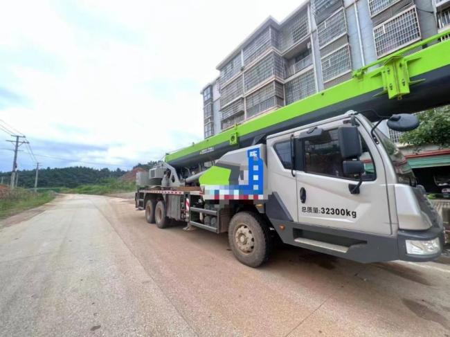 China Top Brand Model 2022 Zoomlion Ztc250A552 25t Truck Crane Used Crane Mobile Crane for Sale