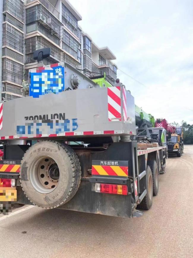 China Top Brand Model 2022 Zoomlion Ztc250A552 25t Truck Crane Used Crane Mobile Crane for Sale