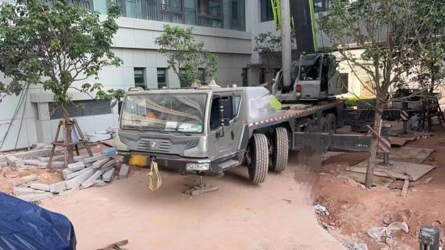 2018 Zoomlion Ztc800V5 80t Mobile Truck Crane Price Discount