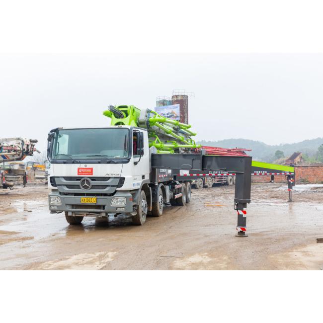 Concrete Boom Pump 52m Zoomlion 2019 Year in Stock