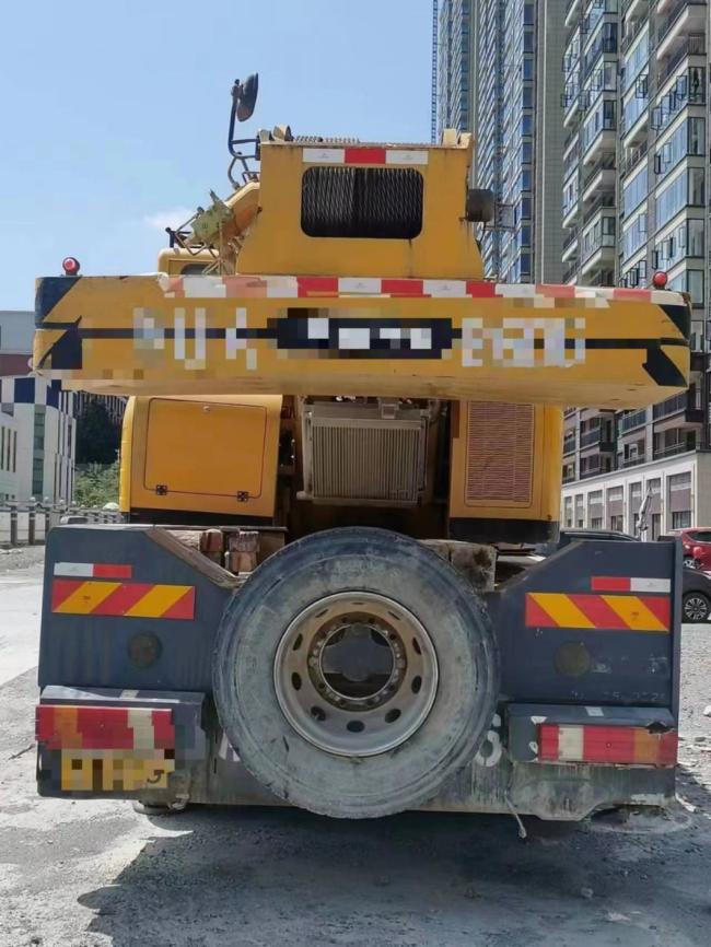 2017 Xg Used 25ton Crane Truck Crane Heavy Equipment