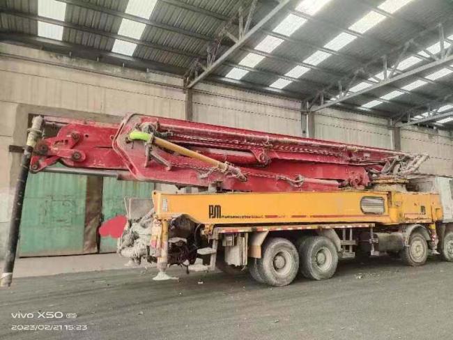 Best Selling Mounted Concrete Pump 2013 Putzmeister 56m for Concrete Construction