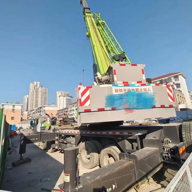 Zoomlion Truck Crane 35 Tons in Good Condition in 21 Years