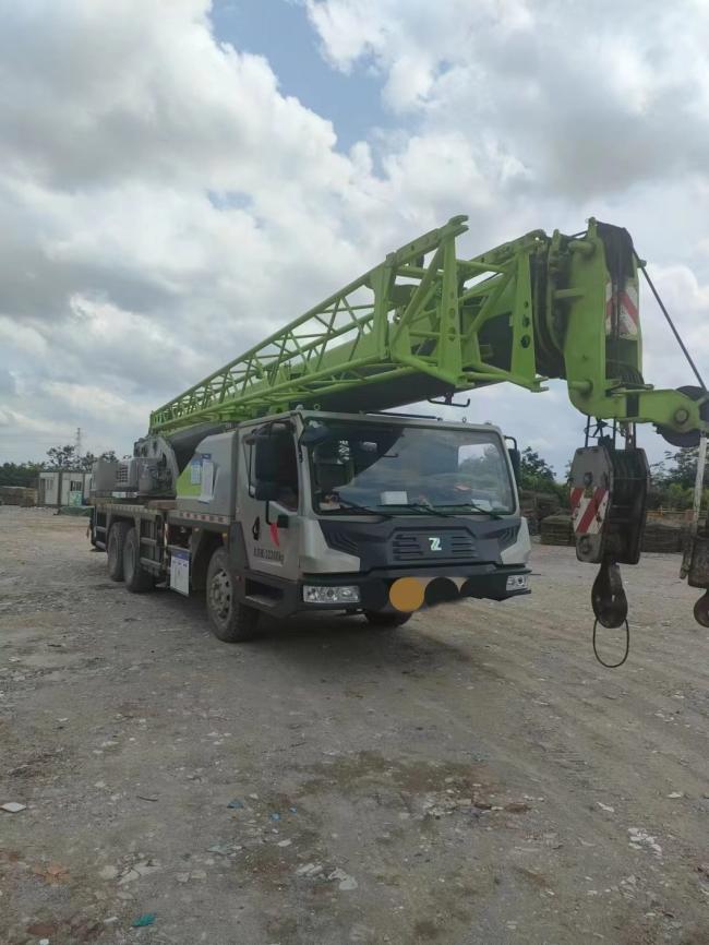 Good Original Condition 2020 Zoomlion 25t Truck Crane Mobile Crane Used Heavy Equipment for Sale