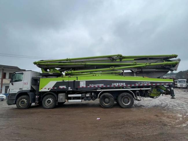 56m Mounted Concrete Boom Pump Truck for Sale From China Factory Supplier, Factory Price Top Brand 36m 37m 42m 47m 48m 49m 52m 53m 56m 58m 63m Concrete Pump
