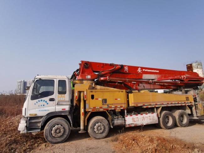 Putzmeister 42m Concrete Equipment Concrete Boom Beton Pumper Machine Used Concrete Pump Factory Price