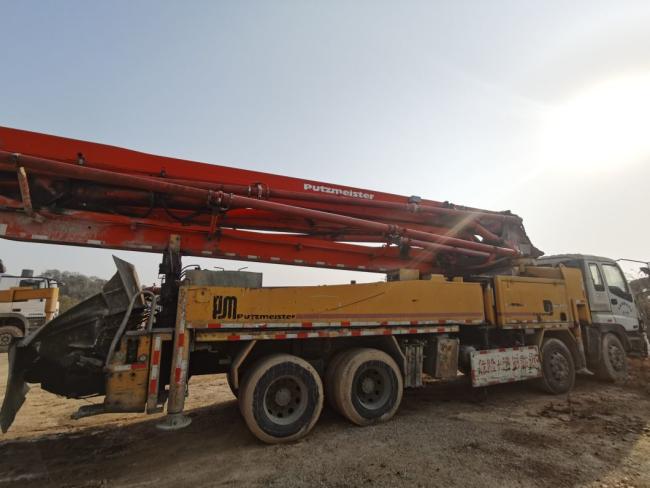 Putzmeister 42m Concrete Equipment Concrete Boom Beton Pumper Machine Used Concrete Pump Factory Price