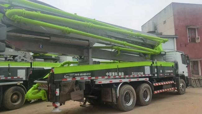 Good Condition Zoomlion 47m Used Concrete Pump with Benz Chassis Construction Machinery