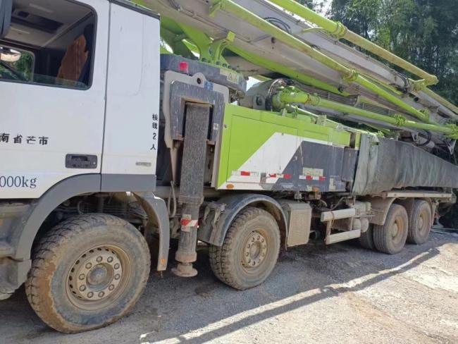 56m Zoomlion Construction Machinery Concrete Equipment Concrete Placing Boom Beton Pumping Used Truck Mounted Concrete Pump Benz Chassis