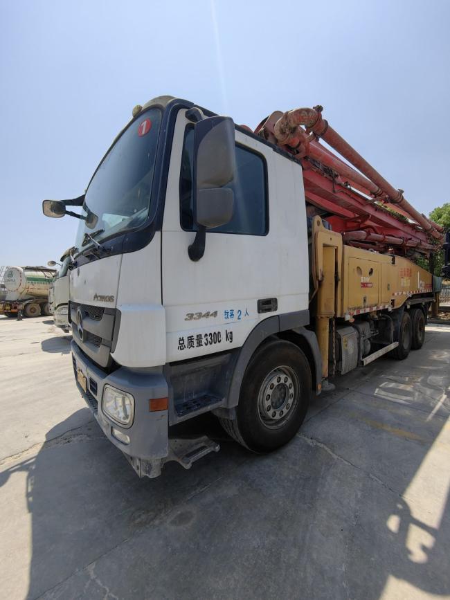 2018 Used Concrete Boom Pumpo Truck 49m with Mercedes Benz Chassis Zoomlion Putzmeister Pump