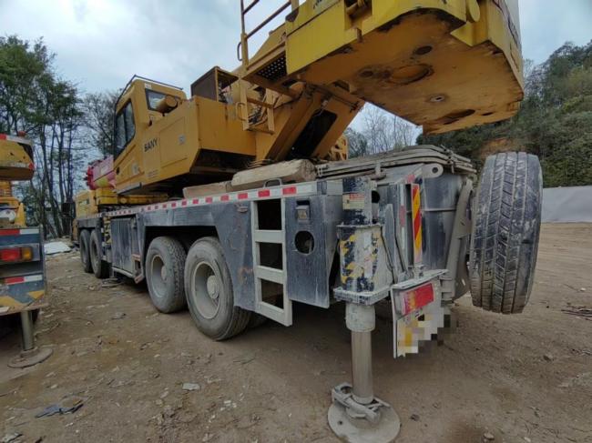 Sy Heavy Industry Mobile Crane 80 Tons of Construction Equipment for Sale