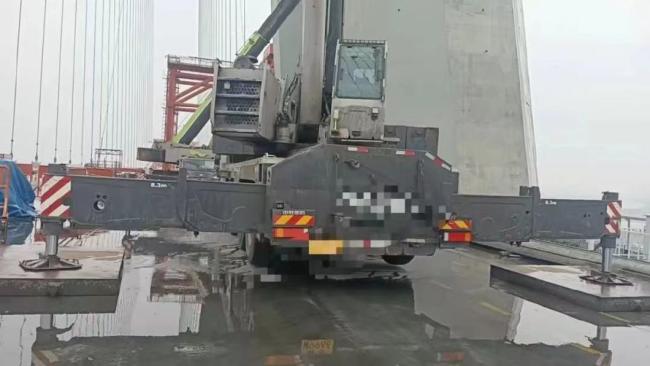 Zoomlion Truck Crane 200 Tons of Hydraulic Crane for Sale