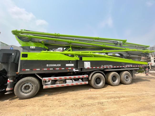 Renovated Good Original Condition Zoomlion 63m Concrete Pump Extremely Super Power Mounted Boom Pump Special Offer Heavy Equipment