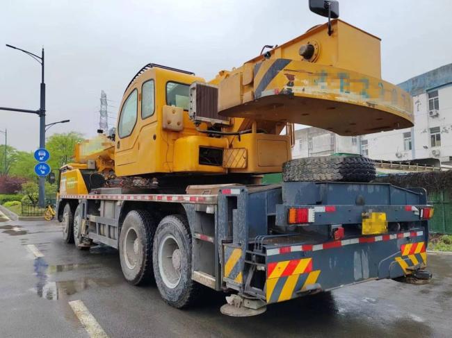 Good Condition Used 50 Tons of Truck Crane Best-Selling Model, Come to Snap up!