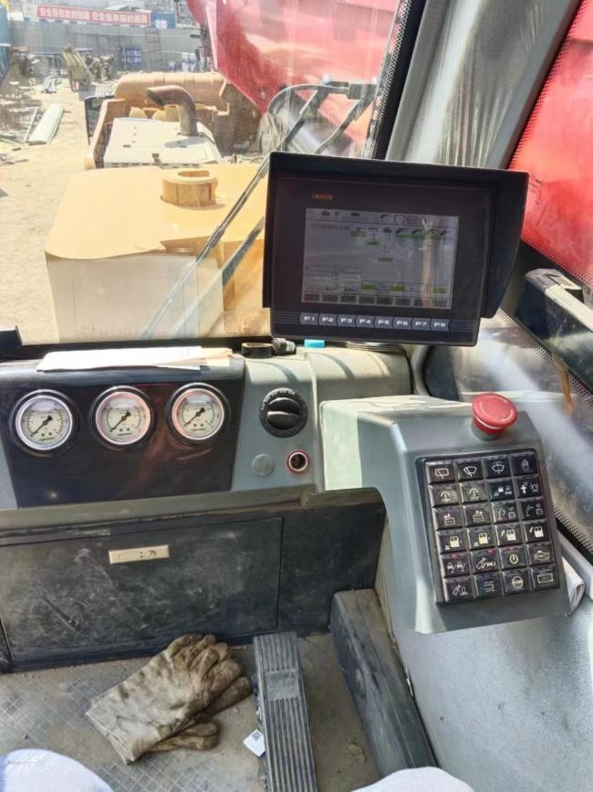 22 Year Sy Mobile Crane Hydraulic Crane 80 Tons, Good Condition