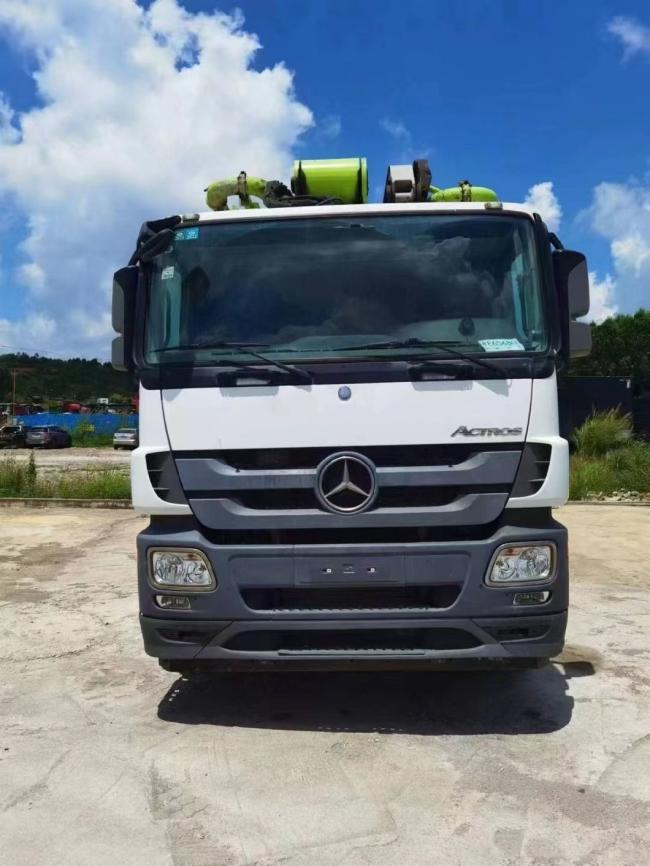 Good Original Condition 2019 Zoomlion 56m Concrete Pump Beton Pump on Benz Truck for Ready Mix