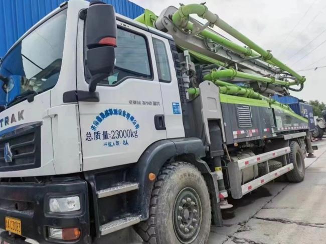 2018 Zoomlion 37m Concrete Pump Truck Construction Machine Mercedes Benz Truck Mounted Pump