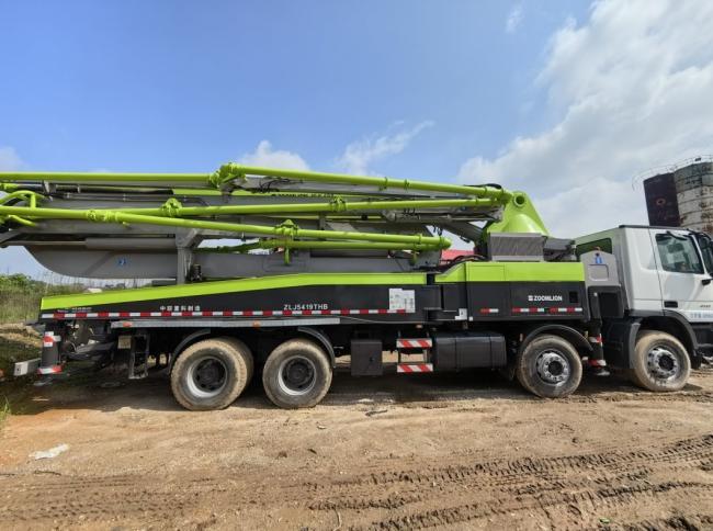 Zoomlion 49m Concrete Equipment Concrete Pump Truck Concrete Placing Boom Beton Pumper Second Hand Truck Mounted Concrete Pump Concrete Truck Mixer