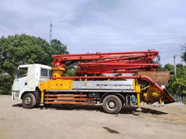 2014 China Top Ranking Hot Popular 25m Truck Concrete Pump Mounted Beton Pump Placing Boom Pump for Sale