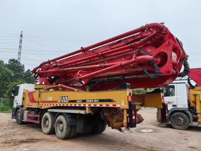 52m Used Concrete Pump Truck Machine Equipment Concrete Batching Plant Truck Mounted Pump