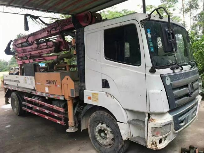 2014 Concrete Pump Truck 25m Truck Mounted Pump Heavy Equipment Concrete Boom Pump