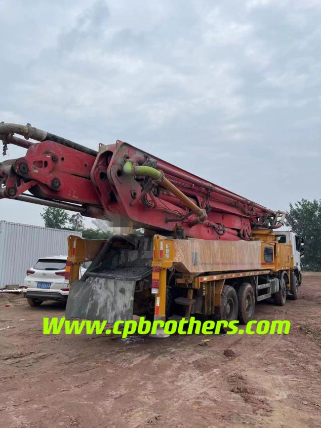 Used Heavy Equipment Putzmeister 46m 52m 56m 62m 67m Concrete Pump Truck Second Hand Mounted Pump for Sale