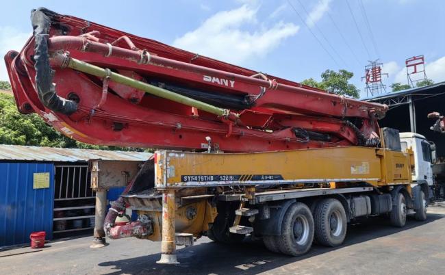 Construction Machinery Truck Mounted Pump 52m Used Concrete Pump Truck Mercedes Benz Chassis