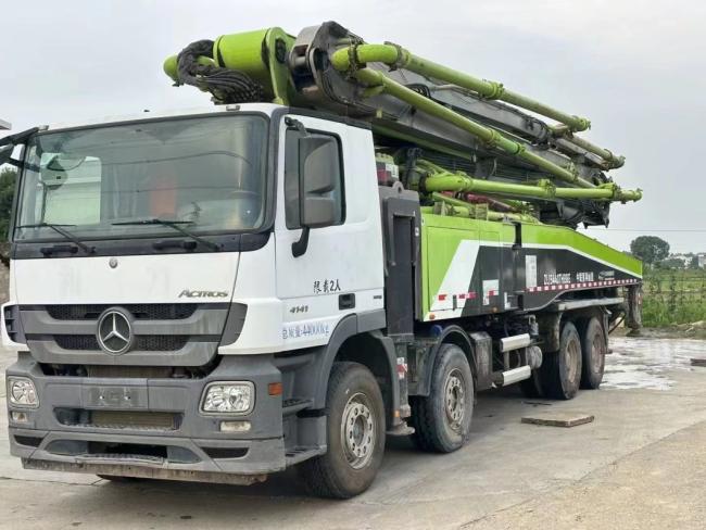Zoomlion 56m Mercedes Benz Truck Mounted Pump Machine Equipment Used Concrete Pump Truck