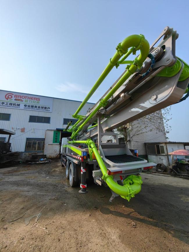 2015 Zoomlion 38m Concrete Pump Beton Pump Construction Machine on Sale at Promotion Price
