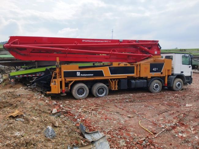 High-End Refurbished Putzmeister 42m Concrete Pump Truck Stock for Sale