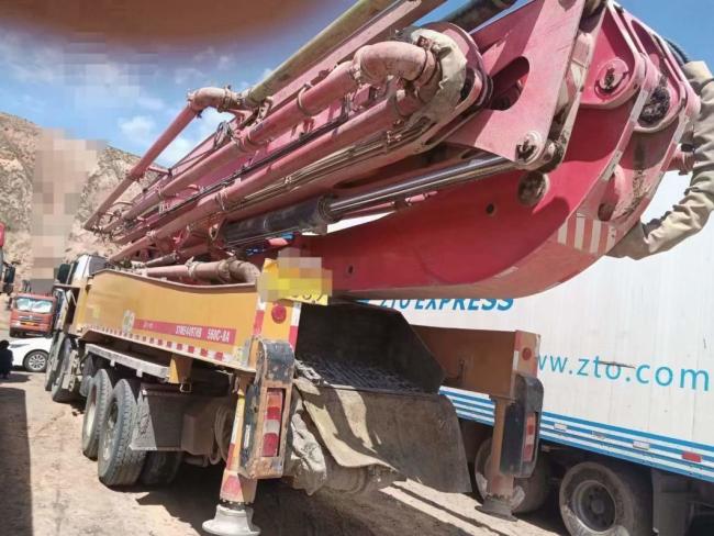 2014 Used Concrete Pump Truck 52m Concrete Mixer Machine Mercedes Benz Truck Mounted Pump