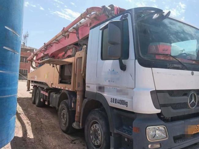 2014 Used Concrete Pump Truck 52m Concrete Mixer Machine Mercedes Benz Truck Mounted Pump