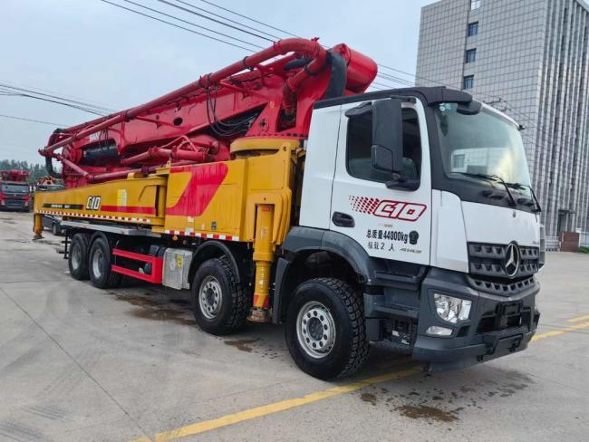 Mercedes Benz Chassis 62m Concrete Pump Truck Heavy Equipment Truck Mounted Pump