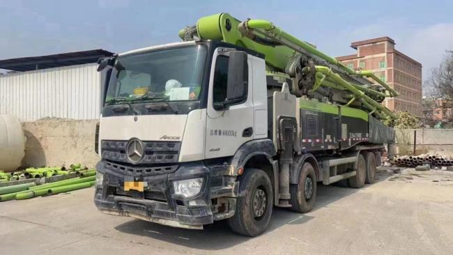 2020 Zoomlion Mercedes Benz Chassis 63m Concrete Pump Truck Heavy Equipment Truck Mounted Pump