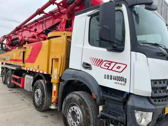 Concrete Pump Truck Construction Machinery Machine Equipment Concrete Boom Pump on Mercedes Benz