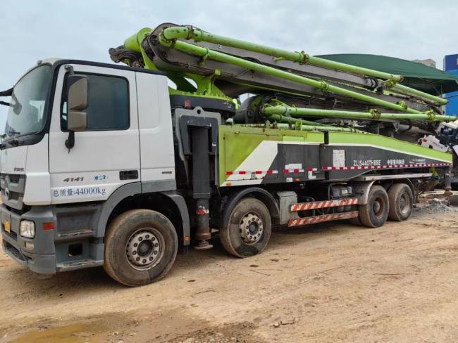 Machine Equipment 2018 Zoomlion 56m Concrete Pump Truck with Mercedes Benz Chassis Heavy Equipment Concrete Boom Pump