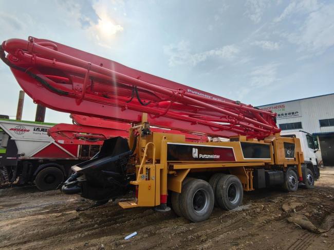 2011 Putzmeister 42m Truck Pump Concrete Pump on Mercedes-Benz Truck Top Renovated Condition Factory Sale at Good Price