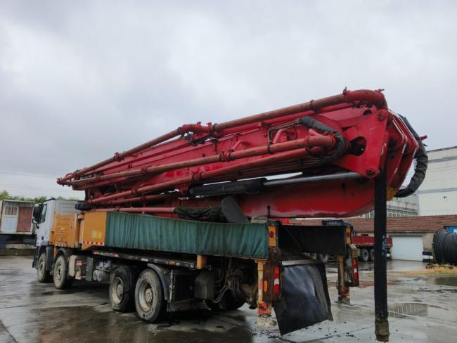 Used Mercedes Chassis Mounted 19 Year Old SA Ny Concrete Pump Truck for Sale