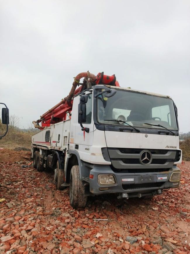 56-Meter Concrete Pump Truck Putzmeister Popular Model Installed on a Mercedes Benz