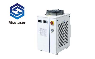 China refrigerador de agua del laser de la bomba de 15L 11.2A 550W para la fuente de laser de la fibra en venta