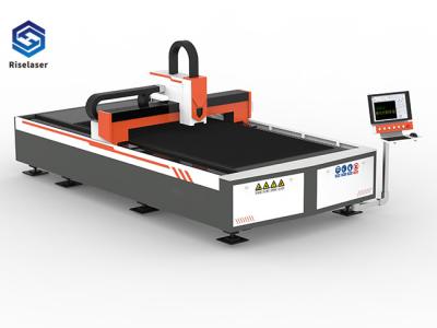 China máquina de corte do laser da fibra da chapa metálica 500w 2000 cortadores do laser do watt à venda