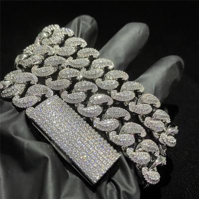 Chine Sterling Silver Jewelry Necklace des hommes de Miami de chaîne de Hip Hop Moissanite Cuban Link à vendre