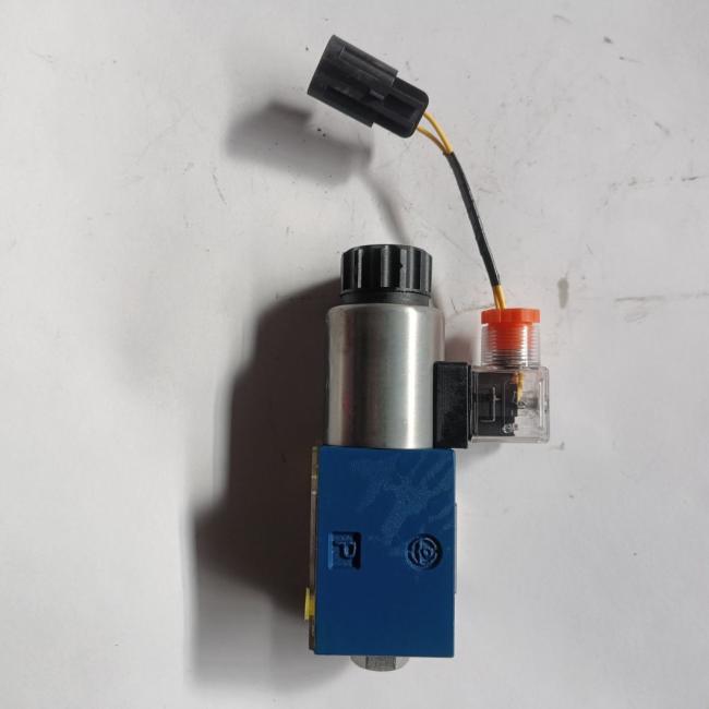 Huade 4we10 4we10e31/Cw220-50n9z5l Proportional Directional Valve 4we10d 4we10g 10e 10h 10j Hydraulic Pressure Regulating Valve