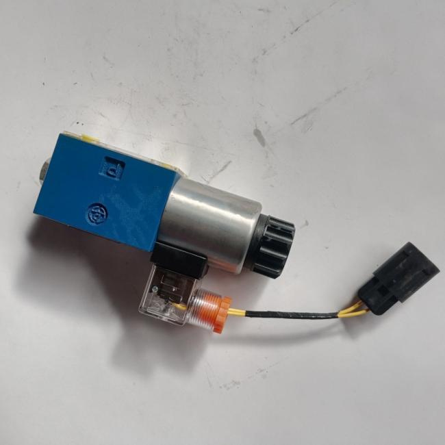 Huade 4we10 4we10e31/Cw220-50n9z5l Proportional Directional Valve 4we10d 4we10g 10e 10h 10j Hydraulic Pressure Regulating Valve